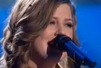 The Voice Season 4 Blind Auditions: Sarah Simmons Top Contestant