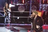 Usher & Blake Make Shocking Cuts on The Voice’s Knockout Round