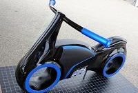Tron Real-life Toys – The Lightcycle (Video)